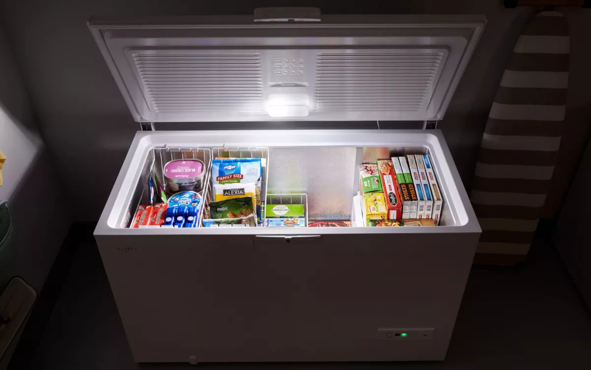 What is the Difference Between Fridge and Freezer
